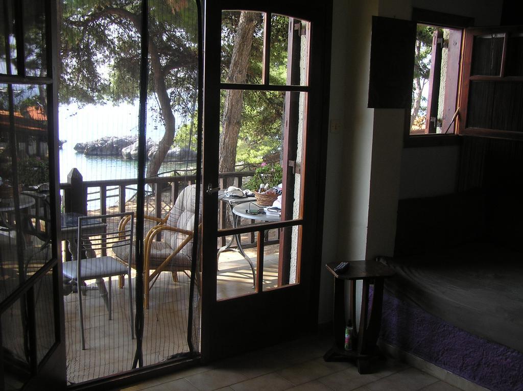 Traditional Guest House Aya Paraskevi Dış mekan fotoğraf